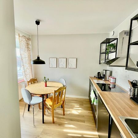 Kiva Majoitus 1-4Hloe, 500M Keskustaan, Parkkipaikka Apartment Oulu Ngoại thất bức ảnh