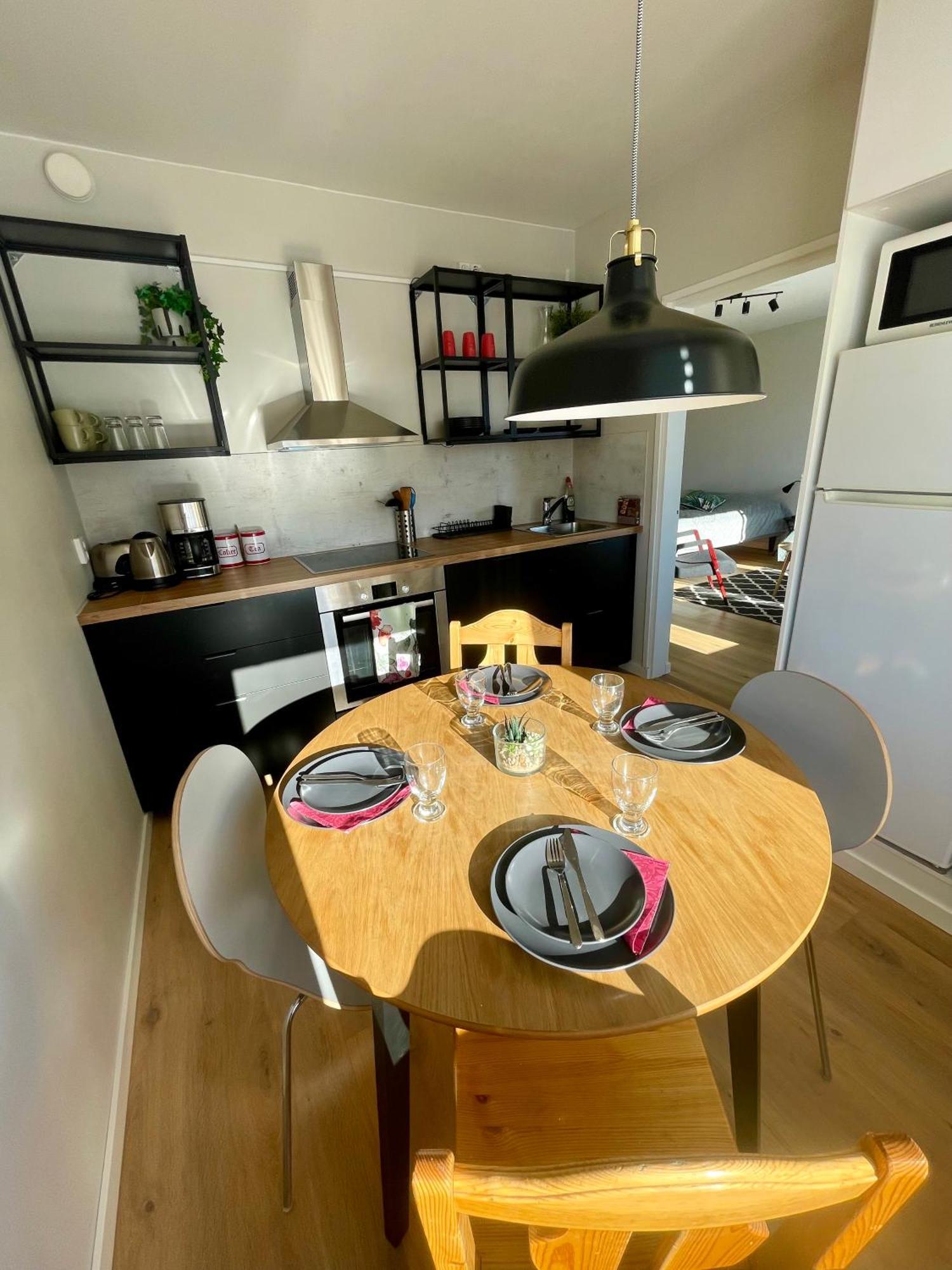 Kiva Majoitus 1-4Hloe, 500M Keskustaan, Parkkipaikka Apartment Oulu Ngoại thất bức ảnh